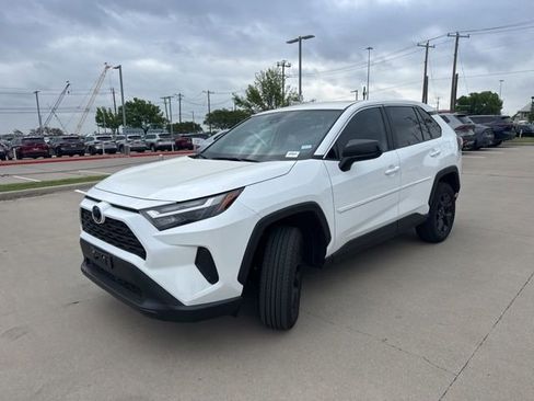 Certified 2025 Toyota RAV4 LE image 6