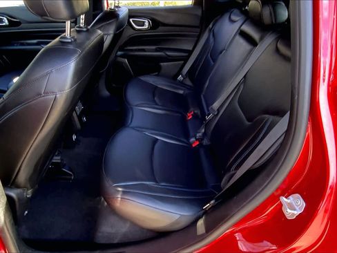 Used 2026 Jeep Compass Limited image 20