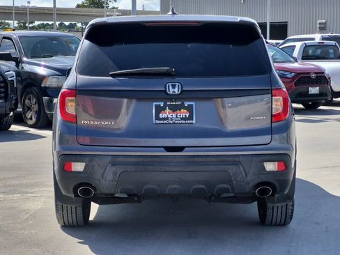 Used 2021 Honda Passport Sport image 5