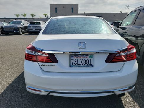 Used 2016 Honda Accord LX image 6
