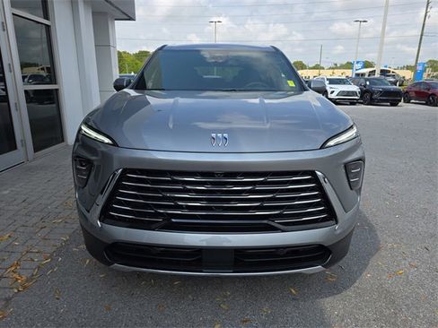 New 2025 Buick Enclave Preferred w/ Power Package image 2