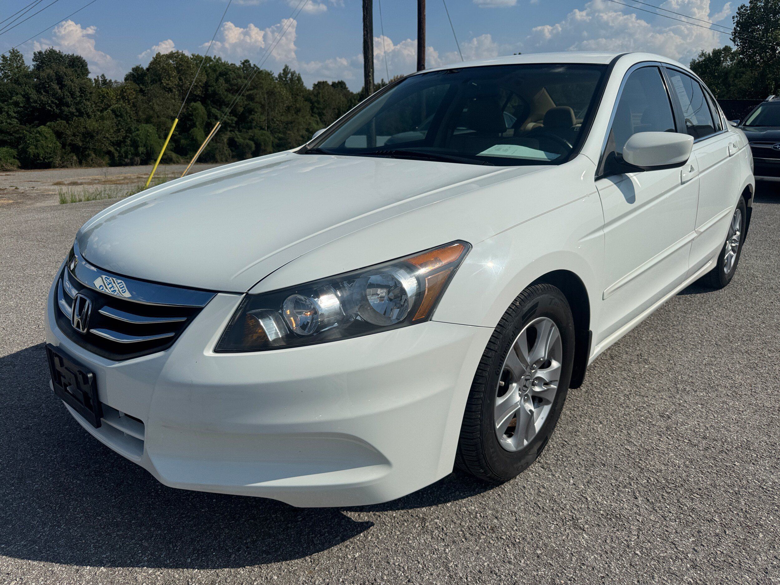 Used 2011 Honda Accord SE image 2