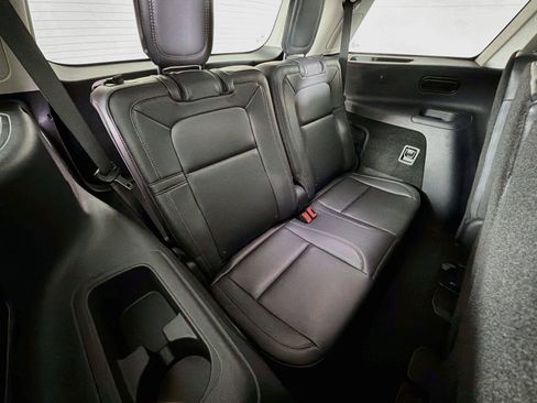 Used 2025 Lincoln Aviator Reserve w/ Equipment Group 201A AWD/4WD image 42
