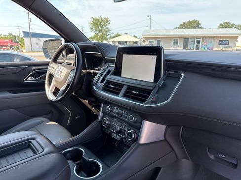 Used 2023 GMC Yukon SLT image 21