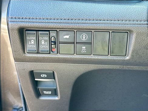 Used 2021 Honda Odyssey EX-L image 10