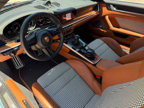 Certified 2023 Porsche 911 Sport Classic RWD image 4
