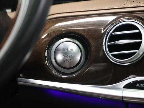 Used 2016 Mercedes-Benz Maybach S 600 image 38