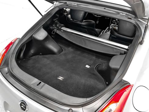 Used 2013 Nissan 370Z Touring w/ Sport Pkg RWD image 36