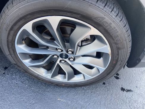 Used 2023 Lincoln Nautilus Reserve w/ Equipment Group 201A image 3