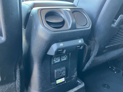 Used 2024 Jeep Wrangler Unlimited Sahara w/ Technology Group AWD/4WD image 20