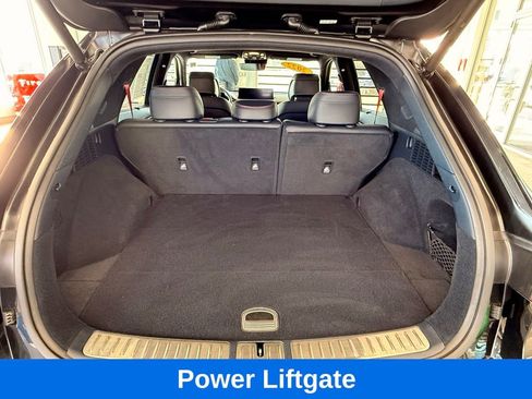 Used 2022 Genesis GV70 3.5T Sport w/ Sport Prestige Package image 11