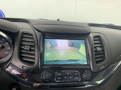 Used 2018 Chevrolet Impala Premier FWD image 26