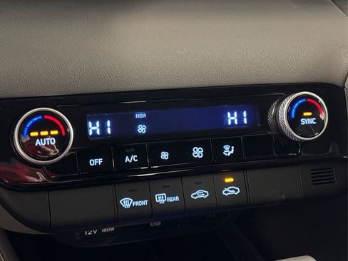 New 2026 Hyundai Elantra Sport FWD image 19