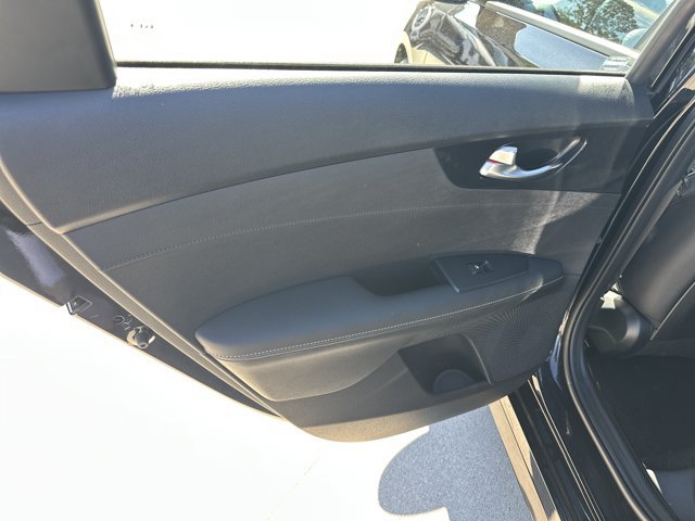 Certified 2024 Kia Forte GT-Line w/ GT-Line Premium Package FWD image 38