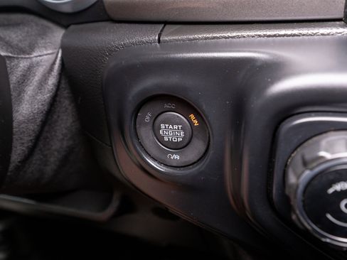 Used 2021 Jeep Wrangler Unlimited Sahara w/ LED Lighting Group AWD/4WD image 27