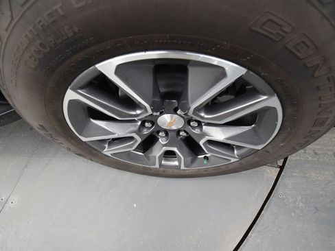 Used 2024 Chevrolet Suburban LS w/ Max Trailering Package image 9