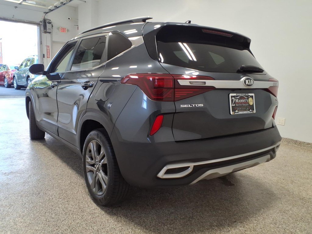 Used 2021 Kia Seltos S FWD image 6
