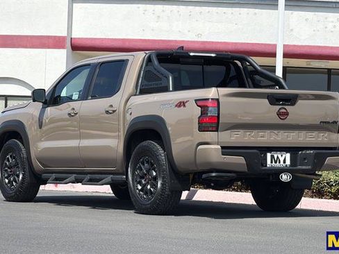 Used 2024 Nissan Frontier PRO-4X w/ Pro Premium Package AWD/4WD image 6