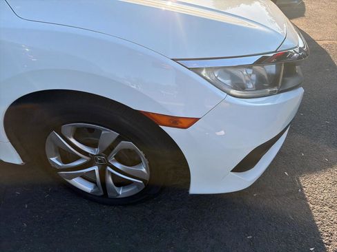Used 2017 Honda Civic LX image 4