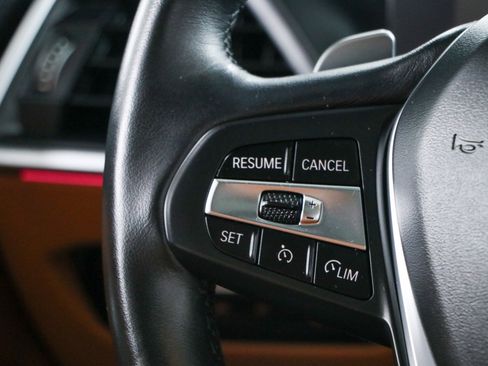 Used 2023 BMW 330i Sedan w/ Premium Package RWD image 12