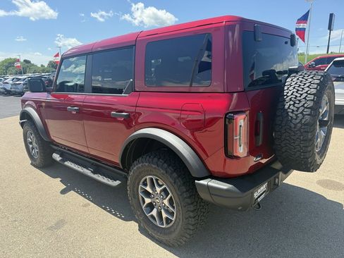 New 2025 Ford Bronco Badlands image 5