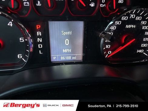 Used 2018 Chevrolet Silverado 1500 Custom image 5