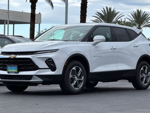 New 2026 Chevrolet Blazer LT AWD/4WD image 7