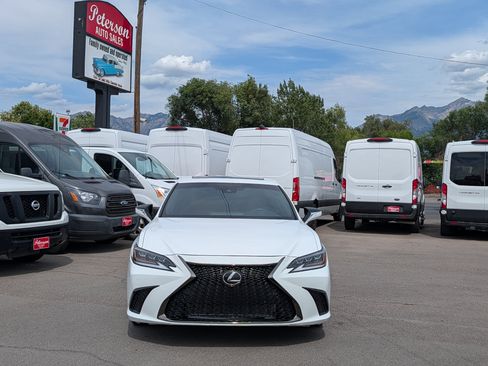 Used 2019 Lexus ES 350 F Sport w/ Accessory Package 2 FWD image 3
