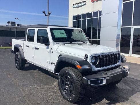 New 2026 Jeep Gladiator Sport AWD/4WD image 3