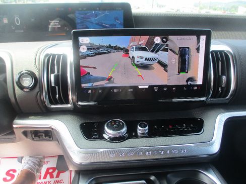 New 2027 Ford Expedition Tremor AWD/4WD image 7