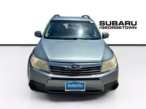Used 2010 Subaru Forester 2.5X Premium w/ Popular Equipment Group 1A AWD/4WD image 2