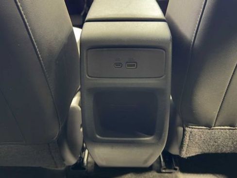 Used 2024 Chevrolet Trax LT w/ Driver Confidence Package FWD image 16