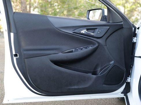 Used 2023 Chevrolet Malibu LT FWD image 22