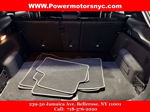 Used 2021 Mercedes-Benz GLA 250 4MATIC w/ Premium Package image 15