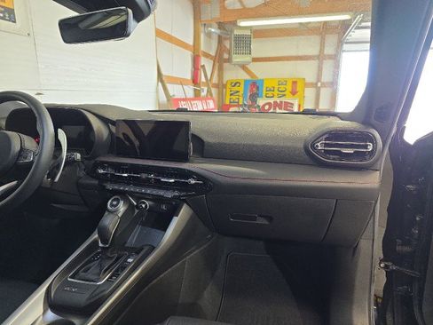 Used 2024 Dodge Hornet R/T Plus w/ Tech Pack Plus w/o Parking image 11