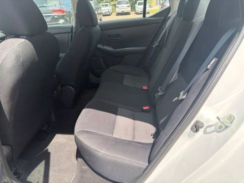 Used 2024 Nissan Sentra SV FWD image 17