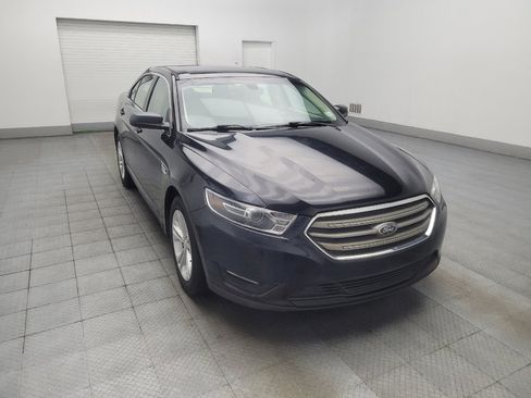 Used 2018 Ford Taurus SEL w/ Equipment Group 201A FWD image 13