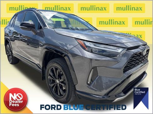 Used 2024 Toyota RAV4 XSE AWD/4WD image 1