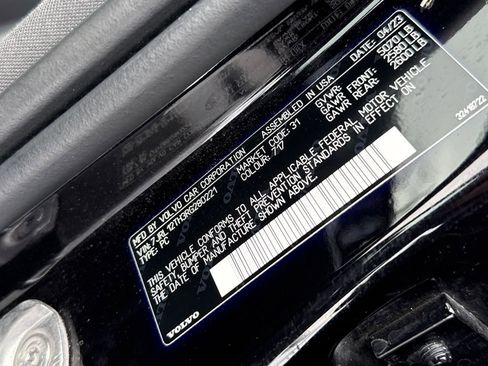 Used 2024 Volvo S60 B5 Plus image 16