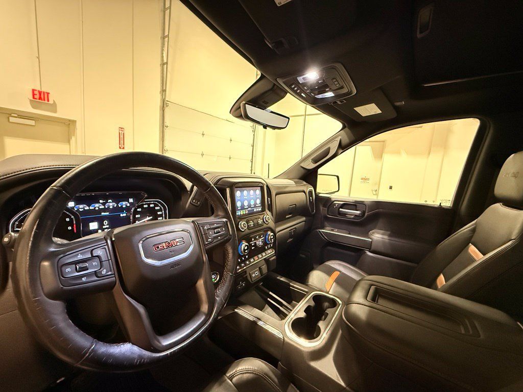 Used 2021 GMC Sierra 1500 AT4 w/ AT4 Premium Package AWD/4WD image 18