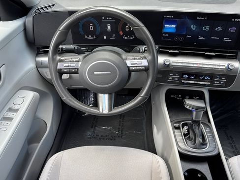 Used 2024 Hyundai Kona SEL FWD image 15