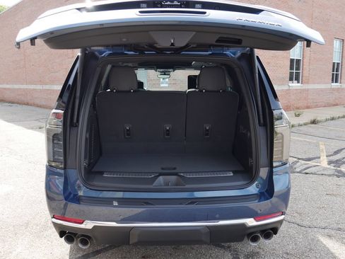 New 2026 Chevrolet Tahoe Premier AWD/4WD image 8