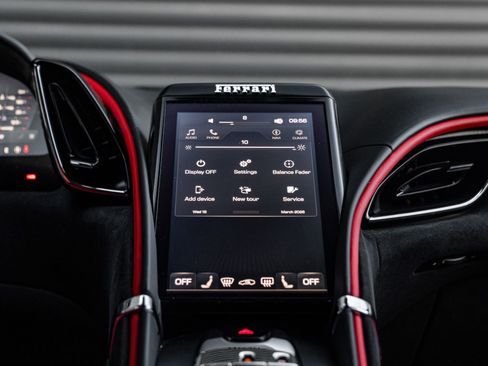 Used 2021 Ferrari Roma image 23