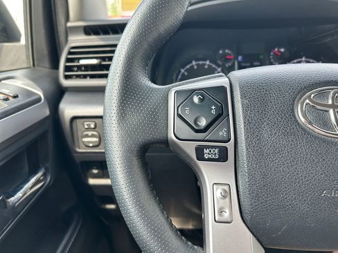 Used 2020 Toyota 4Runner SR5 image 18