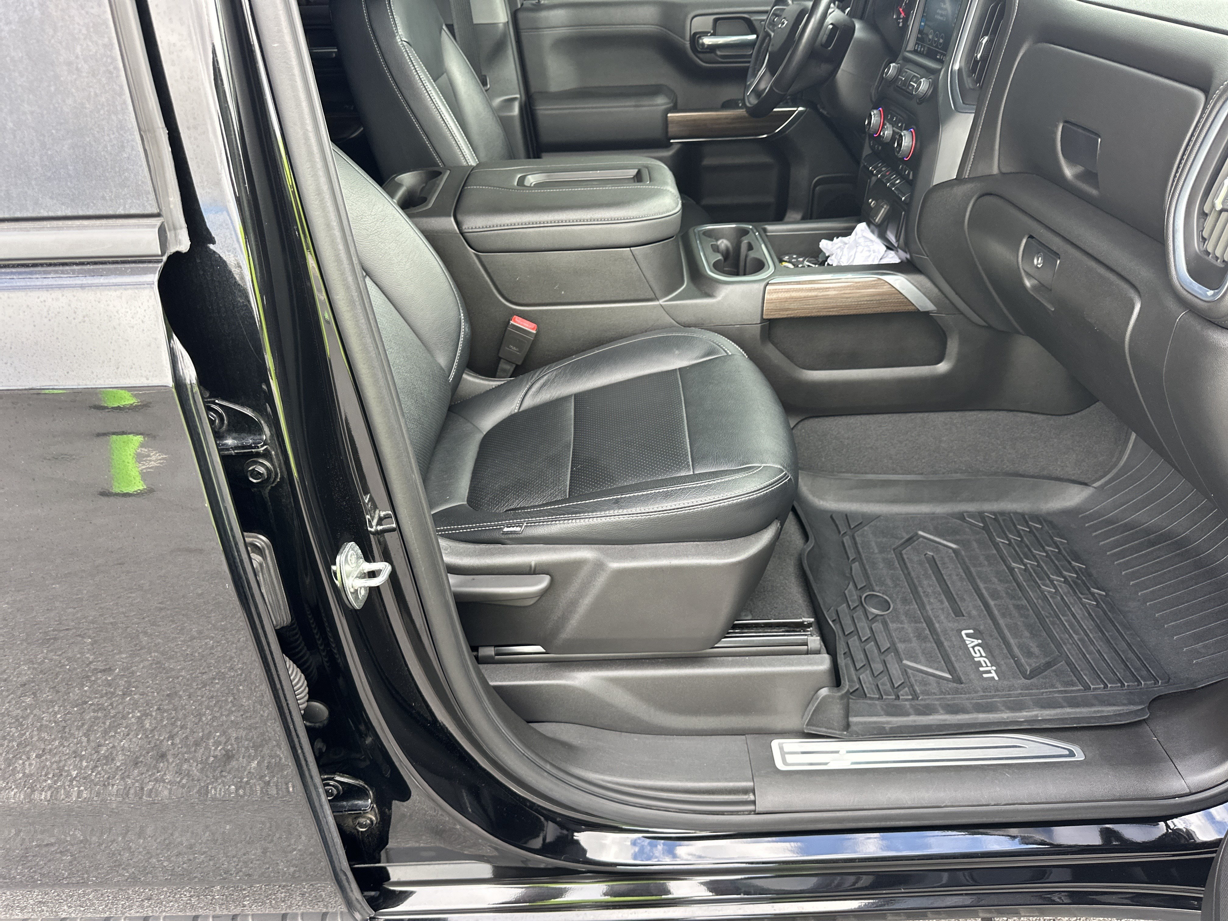 Used 2021 Chevrolet Silverado 1500 RST w/ Bed Protection Package AWD/4WD image 14