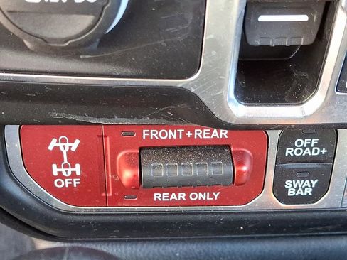 Used 2025 Jeep Wrangler Unlimited Rubicon 4xe w/ Safety Group AWD/4WD image 22
