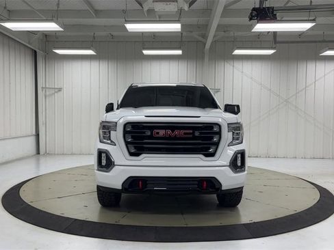 Used 2022 GMC Sierra 1500 AT4 image 3