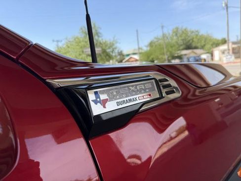 New 2025 GMC Sierra 2500 SLT w/ Texas SLT Premium Package image 15