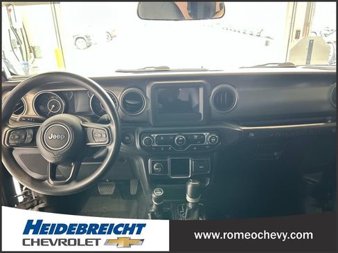 Used 2023 Jeep Wrangler Sport AWD/4WD image 20