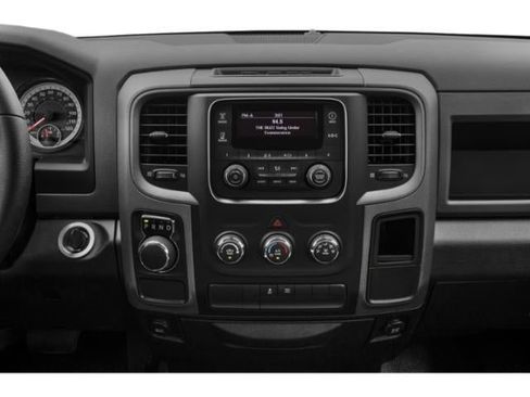 Used 2015 RAM 1500 Express AWD/4WD image 10